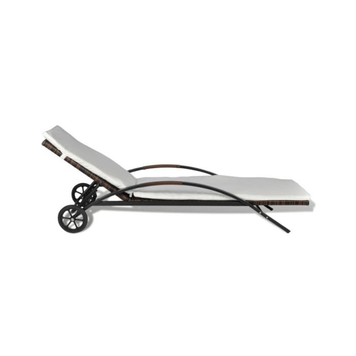 Chaise longue avec coussin et roues Résine tressée Marron